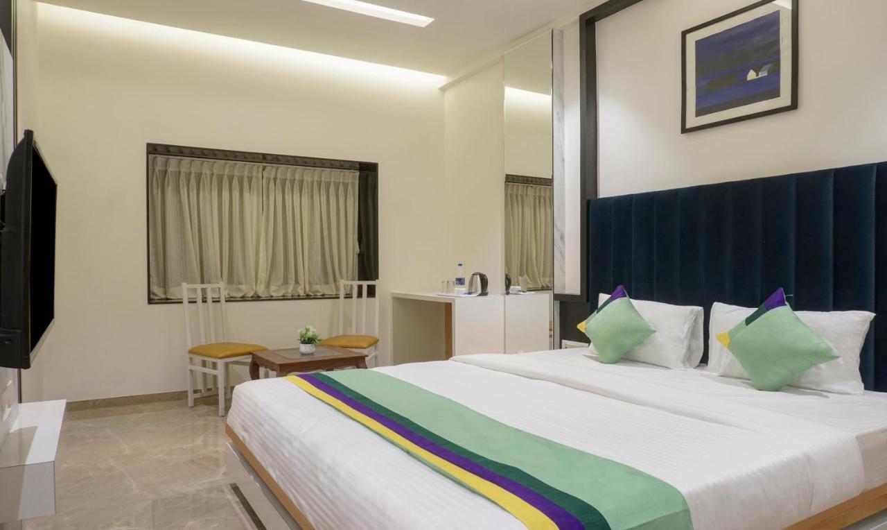 Hotel Treebo The Utsav, Nashik Exterior foto